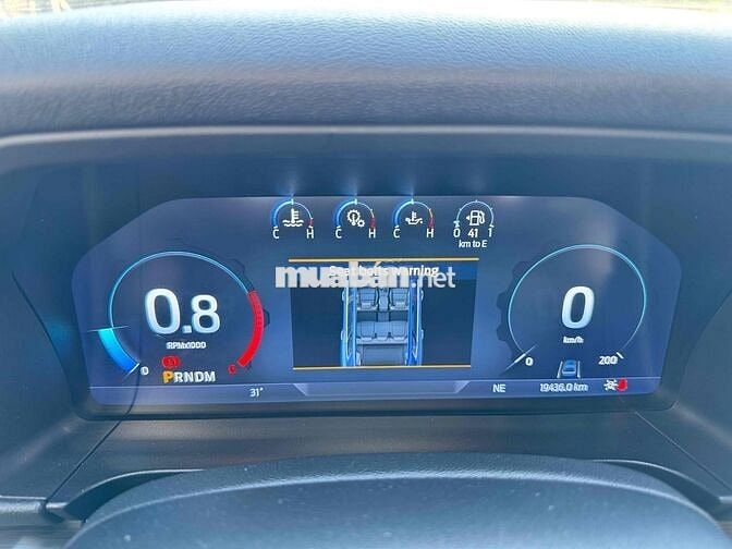 Ford Everest 2023 Titanium 2.0 AT 4x2 - 19000 km