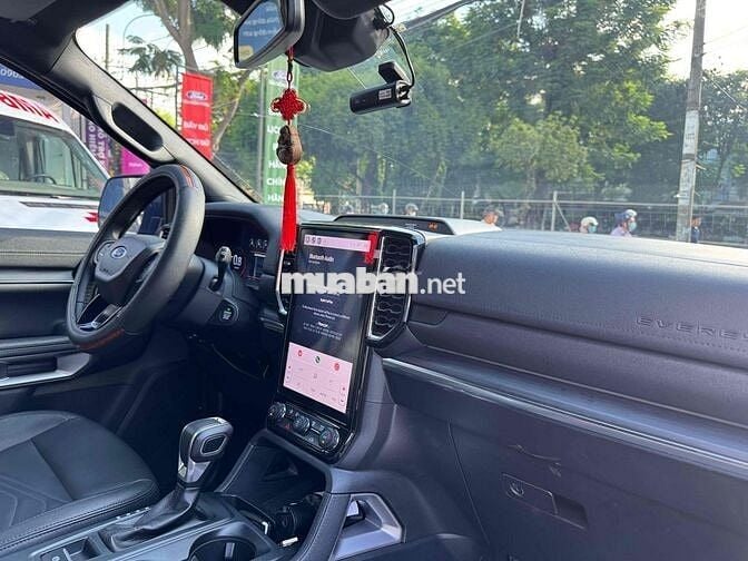 Ford Everest 2023 Titanium 2.0 AT 4x2 - 19000 km