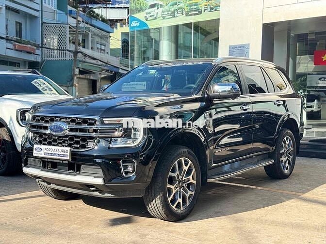 Ford Everest 2023 Titanium 2.0 AT 4x2 - 19000 km