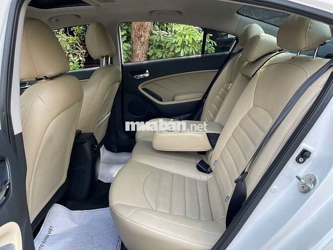 Kia Cerato 1.6 AT 2018 Chạy Lướt 28.000km Sưu Tầm