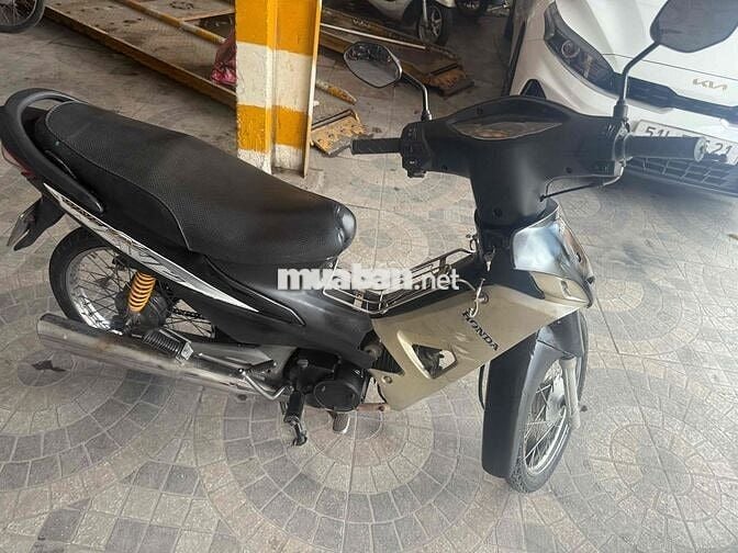 cần bán gấp xe honda ưave han quốc dời 2009