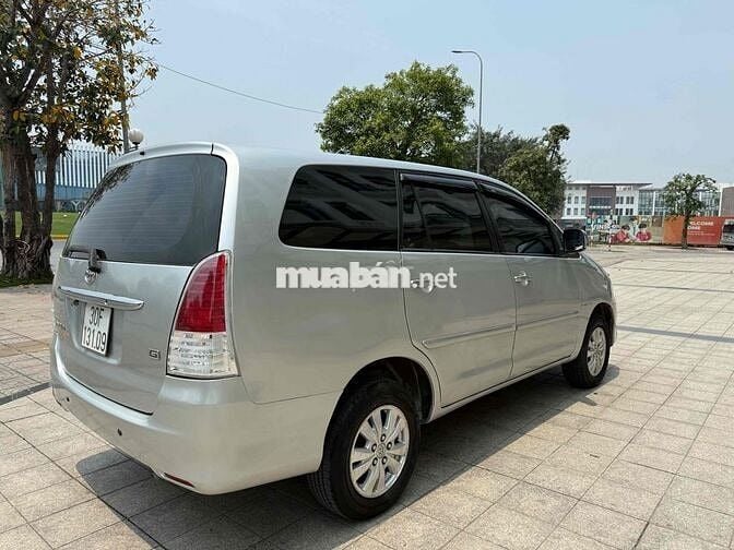 Toyota Innova 2010 G - 136088 km