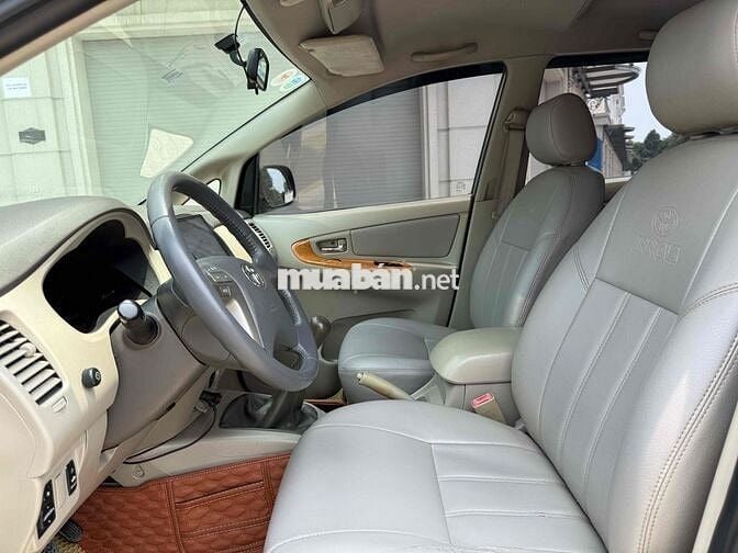 Toyota Innova 2010 G - 136088 km