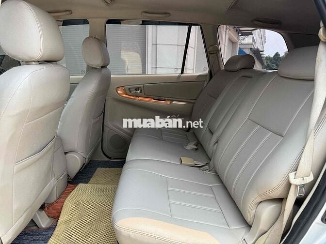 Toyota Innova 2010 G - 136088 km