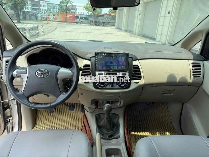 Toyota Innova 2010 G - 136088 km