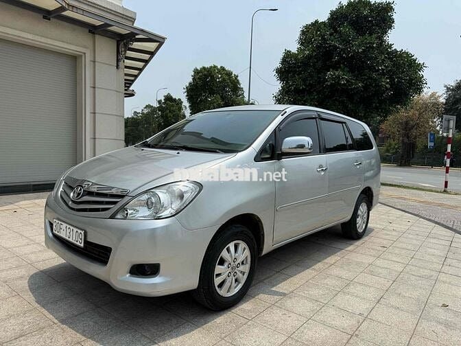 Toyota Innova 2010 G - 136088 km
