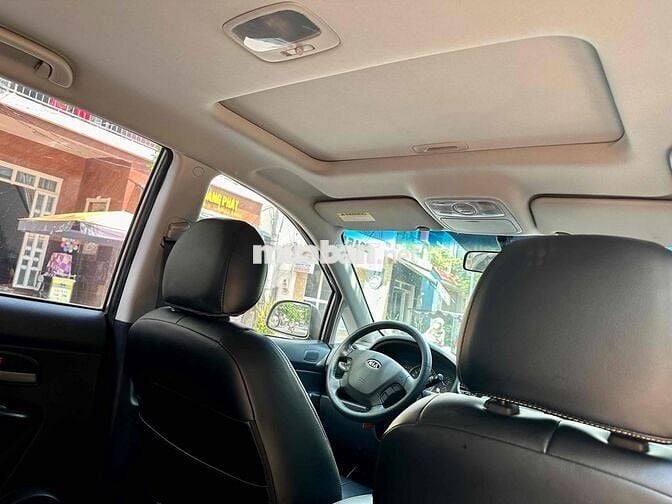 Kia Carens 2009 SX 2.0 AT - 127000 km