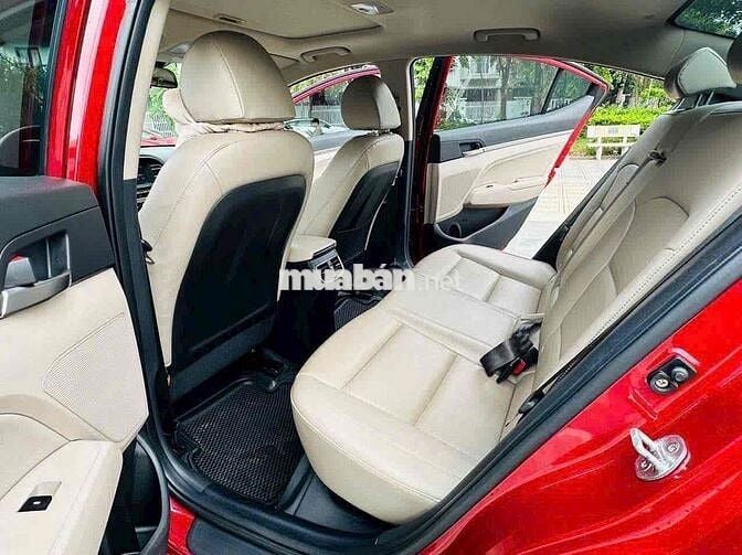 Hyundai Elantra 1.6 AT sản xuất 2020 cực mới