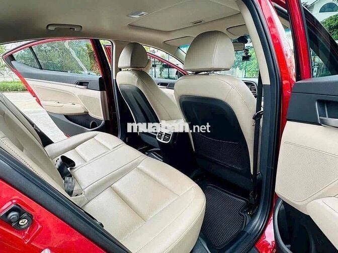 Hyundai Elantra 1.6 AT sản xuất 2020 cực mới