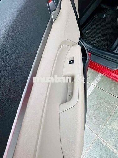Hyundai Elantra 1.6 AT sản xuất 2020 cực mới
