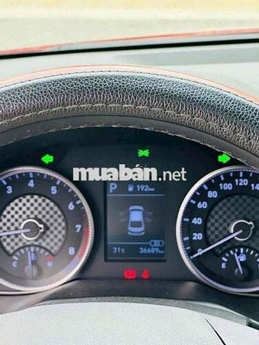 Hyundai Elantra 1.6 AT sản xuất 2020 cực mới
