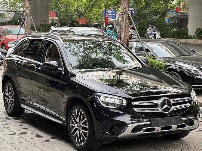 CẦN BÁN GLC 200-4matic MODEL 2023 BẢN V1 SIÊU MỚI