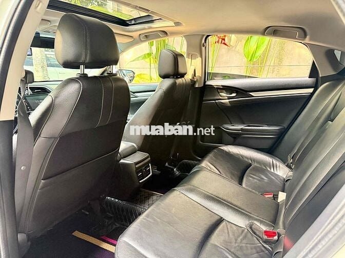 Honda Civic 2017 1.5 turbo TOP bản cao nhất