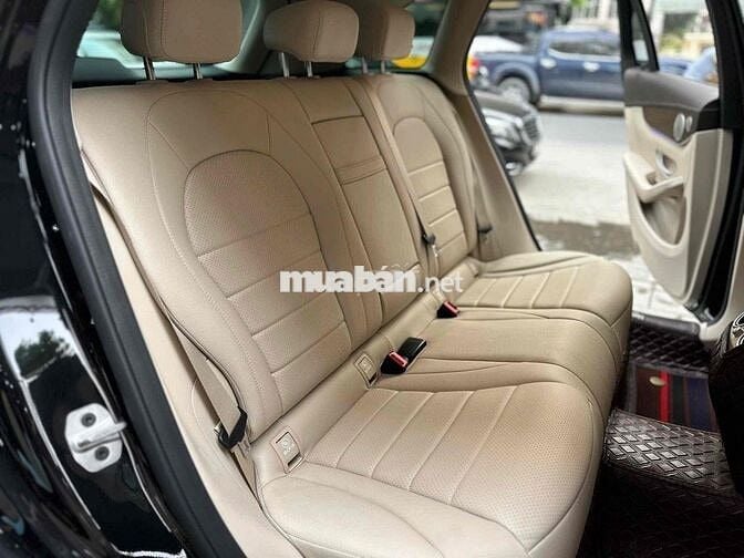 CẦN BÁN GLC 200-4matic MODEL 2023 BẢN V1 SIÊU MỚI