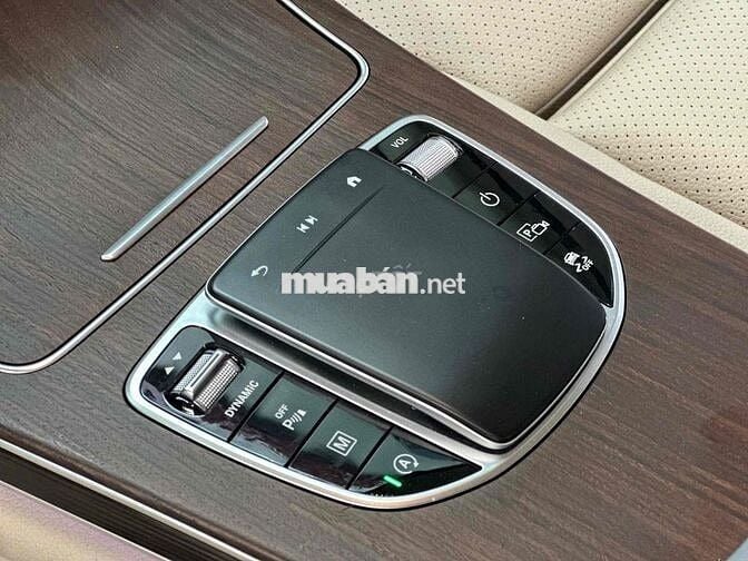 CẦN BÁN GLC 200-4matic MODEL 2023 BẢN V1 SIÊU MỚI