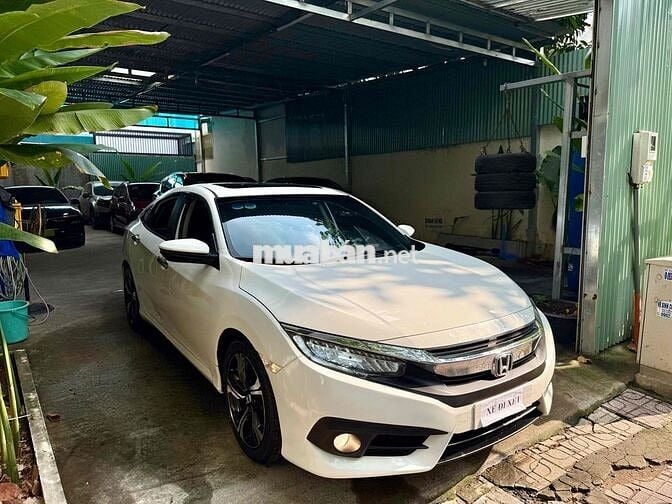 Honda Civic 2017 1.5 turbo TOP bản cao nhất