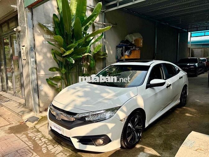Honda Civic 2017 1.5 turbo TOP bản cao nhất