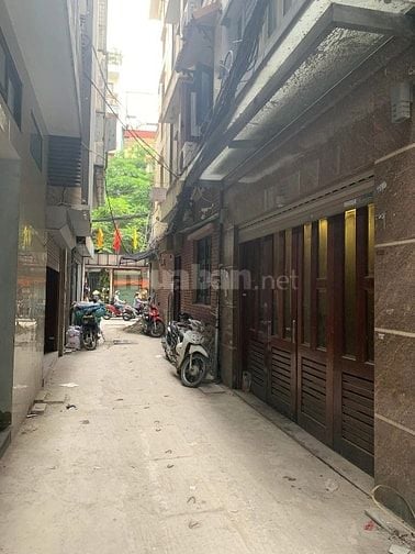 Nhà mặt tiền rộng, ngõ ô tô, cực gần phố, đủ công năng, giá hợp lý 
