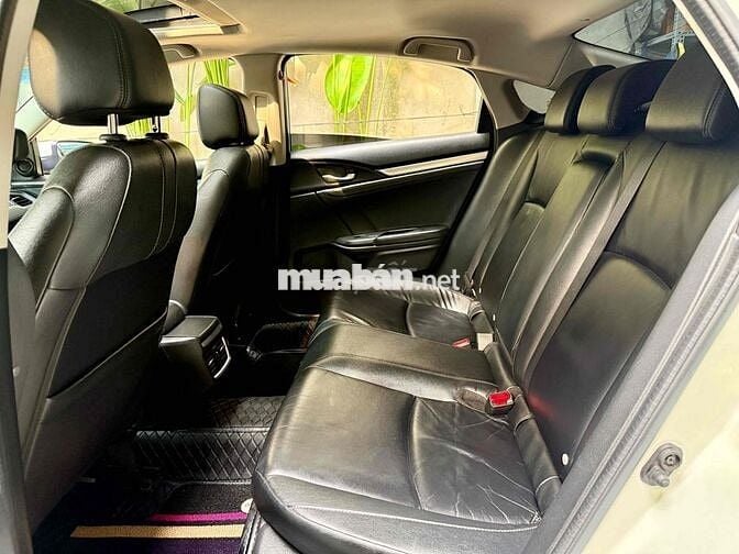 Honda Civic 2017 1.5 turbo TOP bản cao nhất