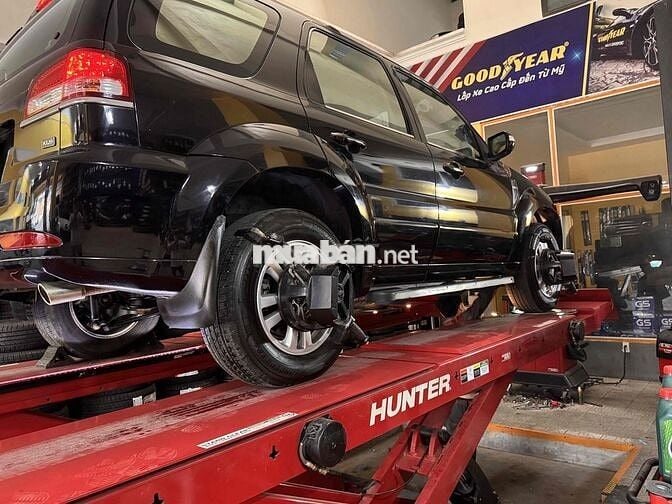Ford Escape 2009 XLS 2.3L 4x2 AT - 120000 km