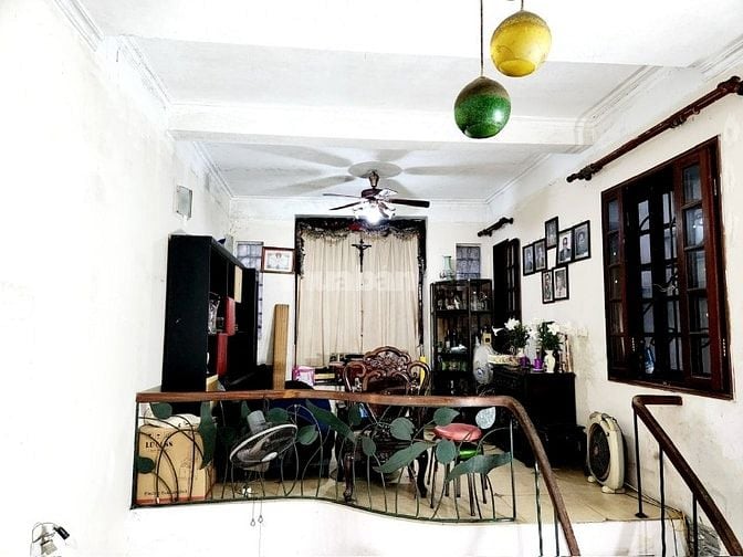 Bán nhà Võ Thị Sáu lô góc 2 mặt ngõ thoáng, 65m2, 4t, mt 4.1m.