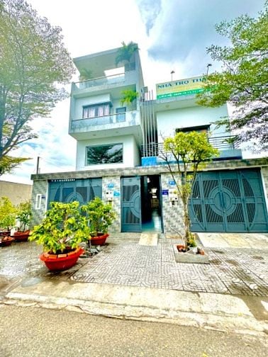 RA GẤP CẶP NỀN 130m2 XÂY XƯỞNG LIỀN KỀ KCN GẦN TRƯỜNG HỌC - CÔNG VIÊN