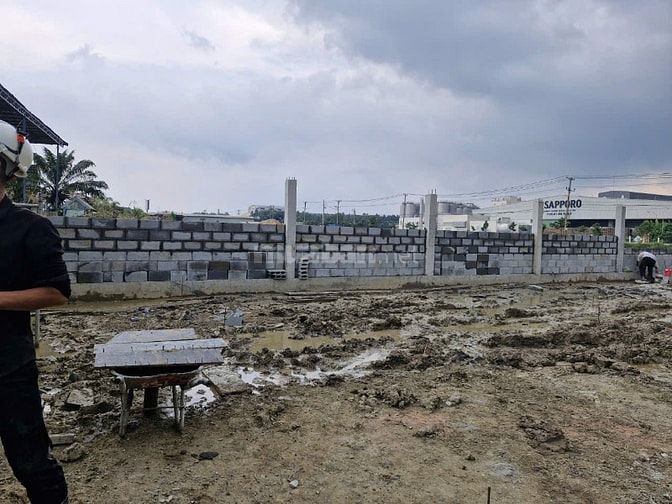 Bán kho xưởng KCN Đức Hòa 3, Long An, KV : 2.006m2, xưởng : 1.200m2