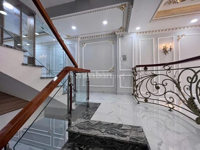 Bán nhà ở đường Thành Thái, phường 12, quận 10, giá 2 tỷ 500 triệu  ••