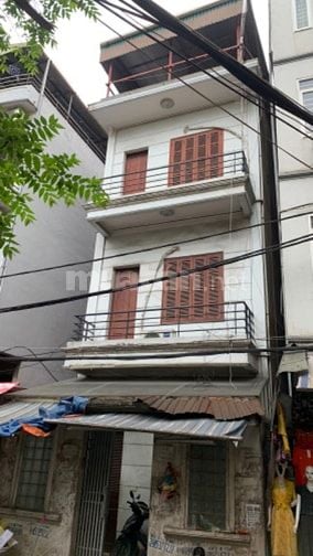 Bán căn nhà ngã 3 phố Nguyễn Cao