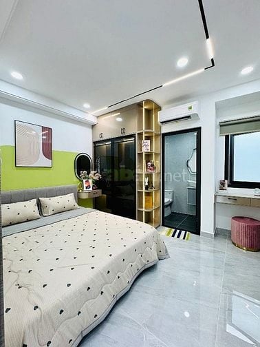 Trả nợ cho con bán gấp nhà Lưu Hữu Phước, p15,Q8. Chỉ 2,43tỷ. 64m2.