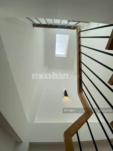 Mua ngay nhà đường Hoàng Diệu-Quận 4,gần chung cư H2.DT 52m2/2.670 tỷ