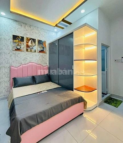 Bán gấp nhà hẻm 5m đường Nguyễn Đình Chiểu, Quận 3, sổ riêng,giá 5tỷ3