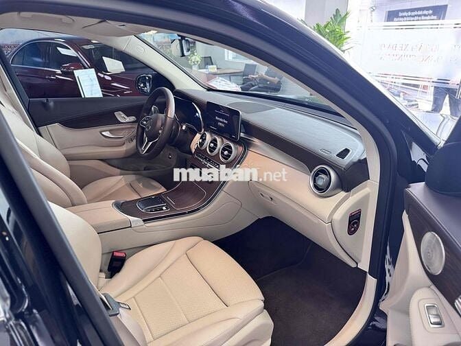 GLC200 4Matic V1 Siêu Lướt 12.000 Đẹp Keng