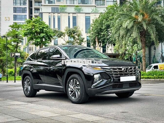 Hyundai Tucson 2023 2.0 AT Tiêu chuẩn - 9000 km