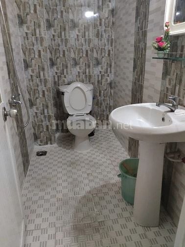 Chính chủ bán nhà 58m², Lý Chính Thắng, P7, Q3. Hẻm 5m xe hơi, 5 tầng