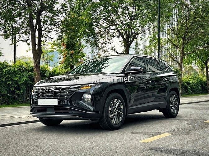 Hyundai Tucson 2023 2.0 AT Tiêu chuẩn - 9000 km