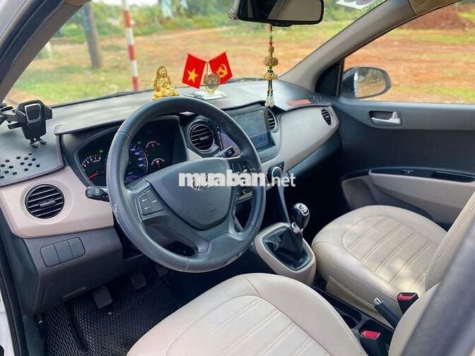 Hyundai Grand i10 2019 1.2 MT - 76000 km