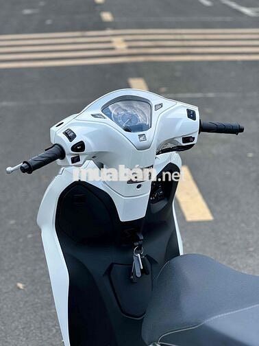 Lead 4Val Trắng Đen Bạc 4/2025 Biển 60 Odo 400km🎉🎉