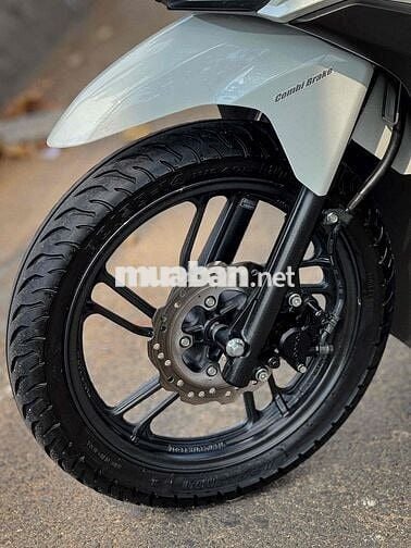 Vario 150 2019 Trắng Đen zin mộc chính chủ