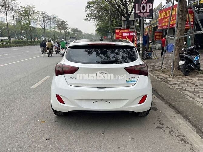 Hyundai i30 nhập khẩu xe đẹp