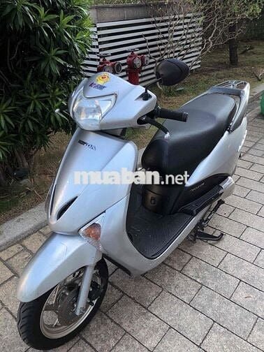 Honda lead Fi 110 màu bạc 2010 zin đẹp bstp