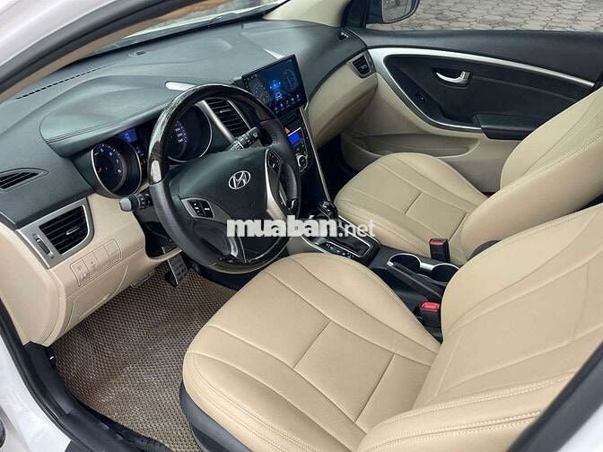 Hyundai i30 nhập khẩu xe đẹp