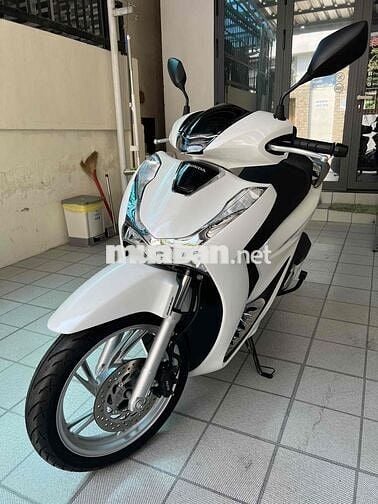 Bán Honda SH125i nguyên bản 2021 nữ chạy như mới