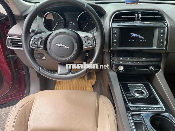Jaguar F PACE 2017 3.0P AWD Prestige - 60000 km