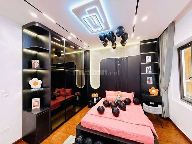 Lô góc, sát phố, ảnh thật, Bán nhà Hai Bà Trưng DT:60m2 giá 11.x tỷ