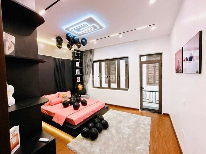 Lô góc, sát phố, ảnh thật, Bán nhà Hai Bà Trưng DT:60m2 giá 11.x tỷ
