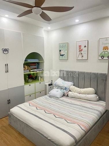 BÁN NHÀ SẲN HĐT 20TR NGAY HOA CÚC, PHÚ NHUẬN GIÁ 5TỶ850 HẺM 6M OTO