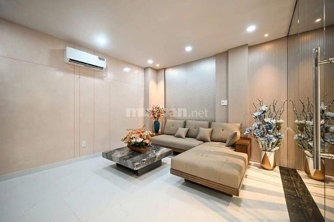 Đi nước ngoài định cư bán gấp nhà ở đường Dương Tử Giang, phường 12, q