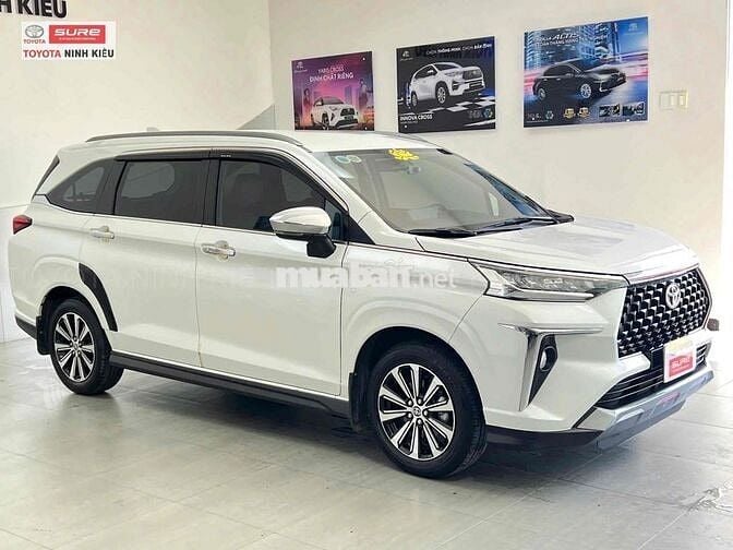 Toyota Veloz Cross 2023 - 72000 km