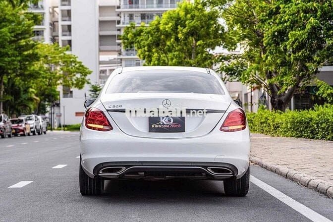 C200 model 2017 màu trắng xe sang siêu đẹp giá rẻ